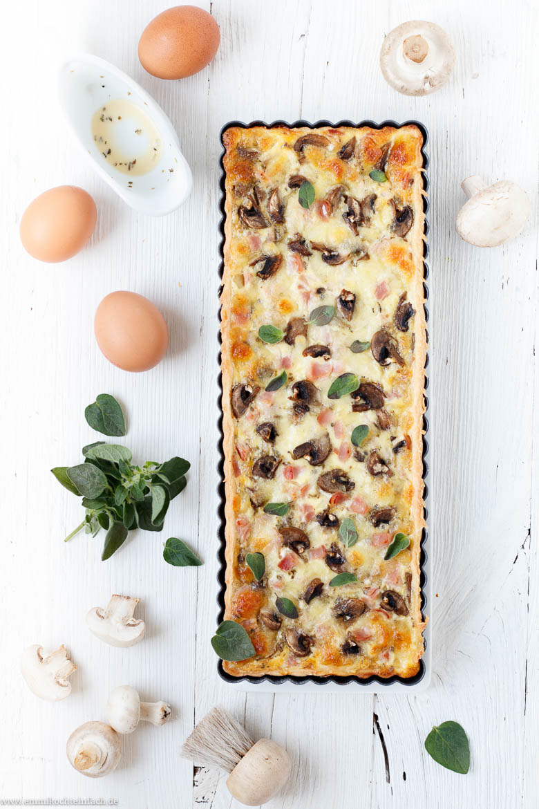 Quiche mit Schinken, Champignons und Mozzarella - www.emmikochteinfach.de